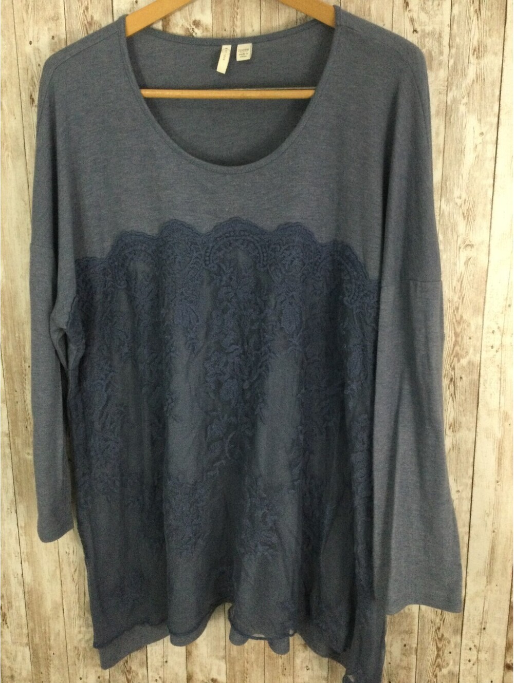 Cato Womens Size 22/24W Lace Tunic Top Blouse 3/4 Sleeve Blue Asymmetrical Hem